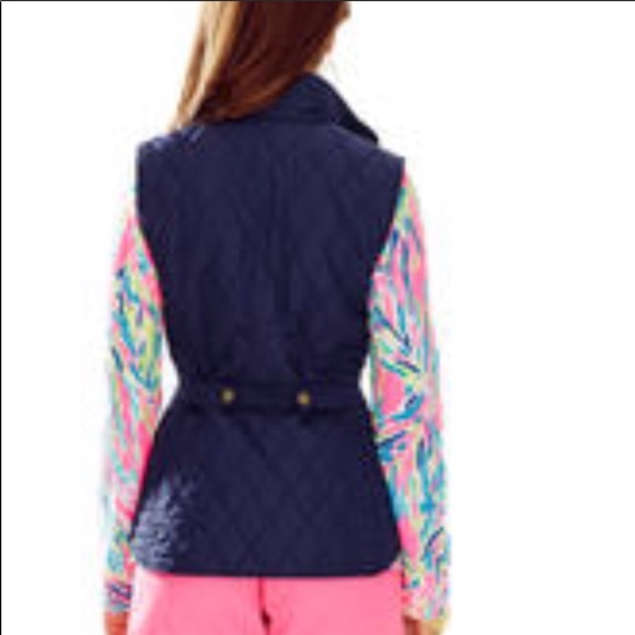 Lilly Pulitzer Blake Quilted Vest - Picture 3 of 7